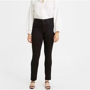 Levi’s 312 Shaping slim jeans